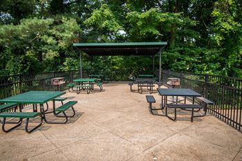 8600 Picnic area